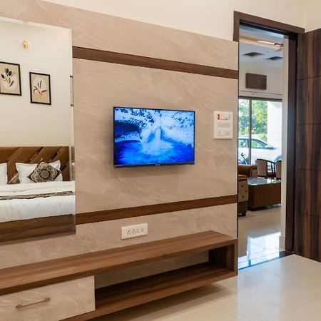 Green Galaxy Villa Amritsar Buitenkant foto