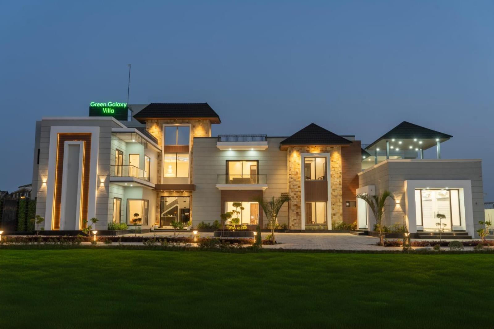 Green Galaxy Villa Amritsar Buitenkant foto