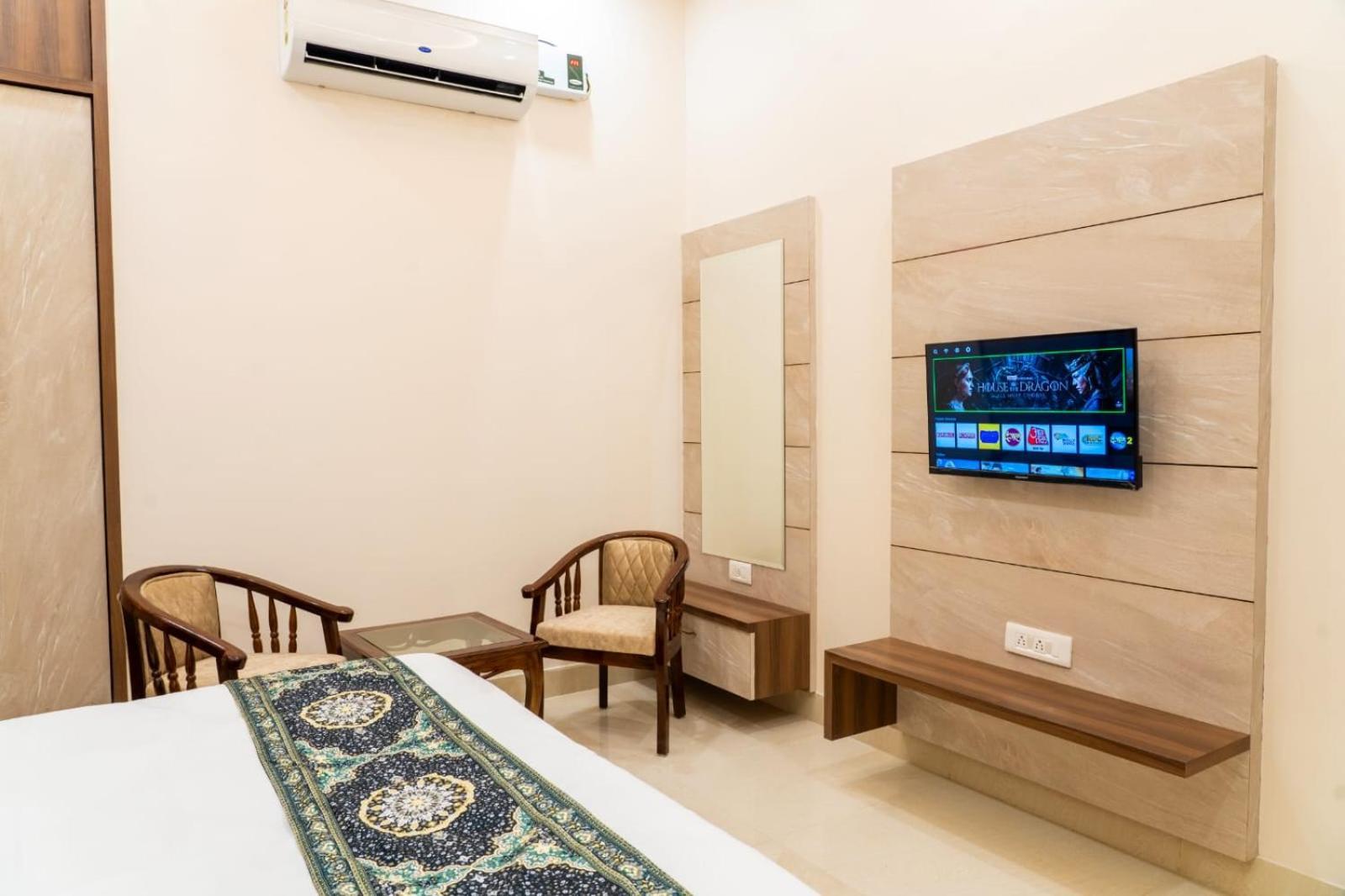 Green Galaxy Villa Amritsar Buitenkant foto